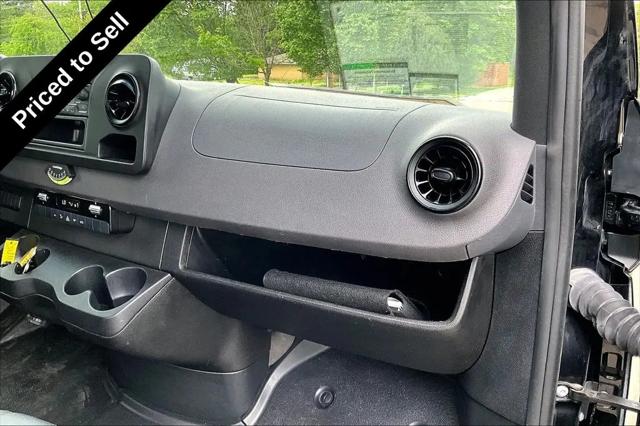 2024 Mercedes-Benz Sprinter 2500 Standard Roof 4-Cyl Diesel HO