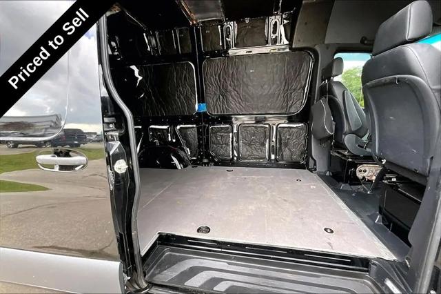 2024 Mercedes-Benz Sprinter 2500 Standard Roof 4-Cyl Diesel HO