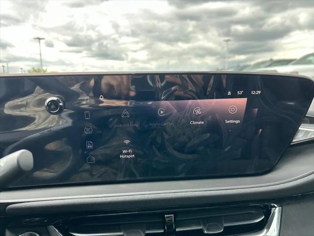 2026 Buick NV Avenir FWD
