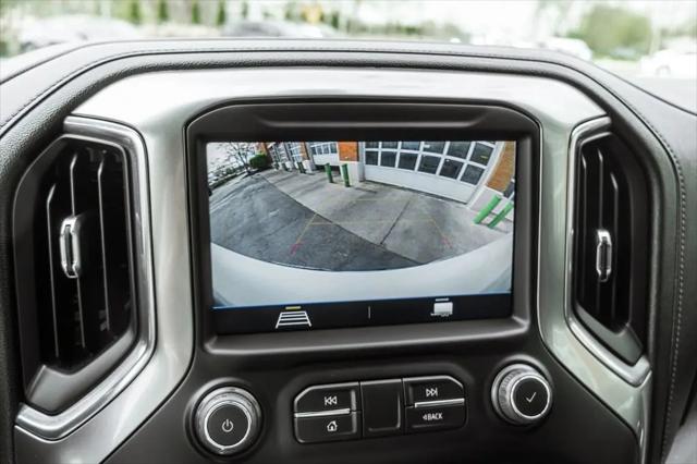 2022 Chevrolet Silverado 1500 4WD Crew Cab Short Bed RST