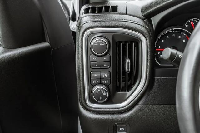 2022 Chevrolet Silverado 1500 4WD Crew Cab Short Bed RST