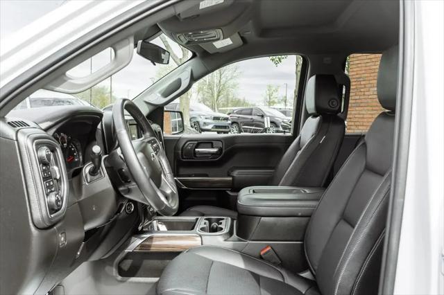 2022 Chevrolet Silverado 1500 4WD Crew Cab Short Bed RST