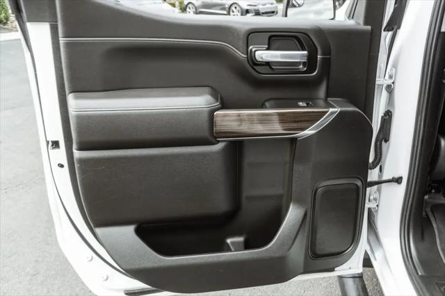 2022 Chevrolet Silverado 1500 4WD Crew Cab Short Bed RST