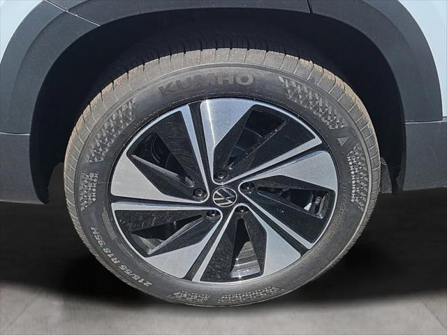 2026 Volkswagen Taos SE