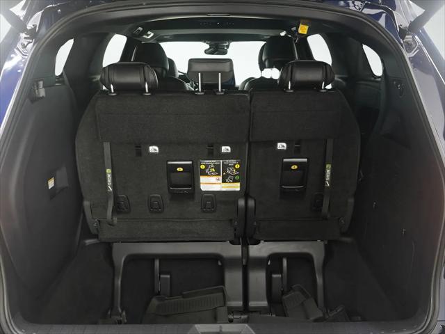2025 Toyota Sienna Platinum