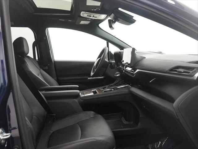 2025 Toyota Sienna Platinum