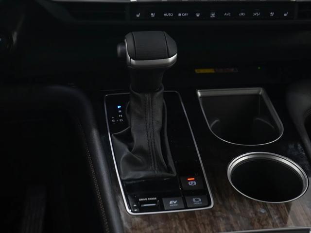 2025 Toyota Sienna Platinum