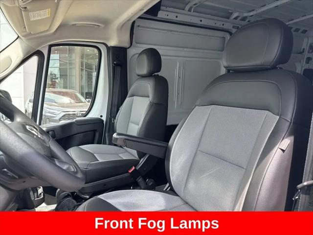 2025 Ram ProMaster 2500 Cargo Van Tradesman High Roof 136" WB w/Pass Seat