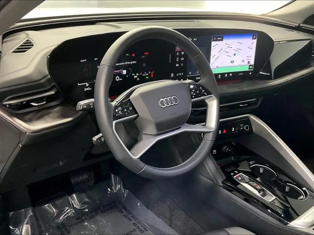 2025 Audi Q5 Premium TFSI quattro S tronic