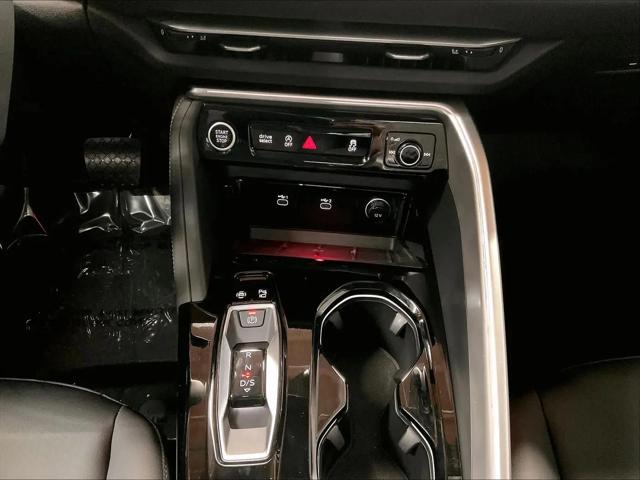 2025 Audi Q5 Premium TFSI quattro S tronic