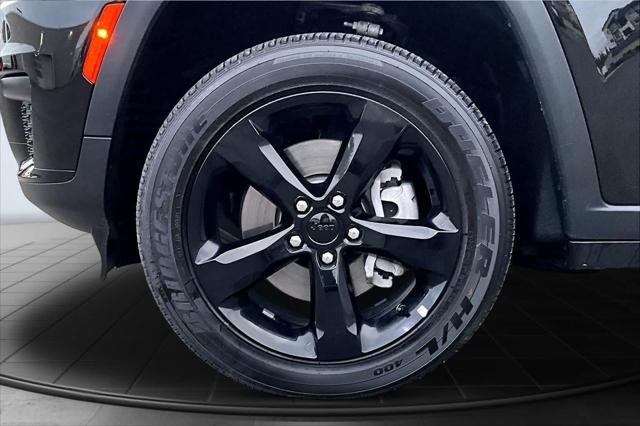 2025 Jeep Grand Cherokee L Altitude X 4x4