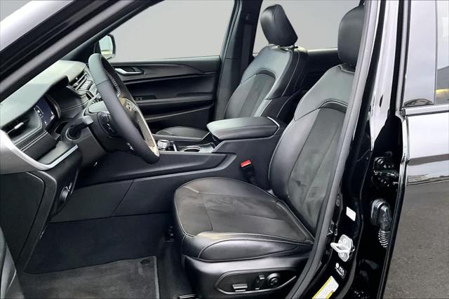 2025 Jeep Grand Cherokee L Altitude X 4x4