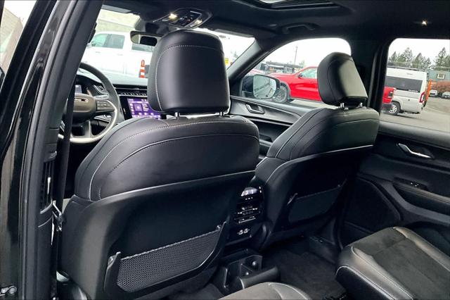 2025 Jeep Grand Cherokee L Altitude X 4x4