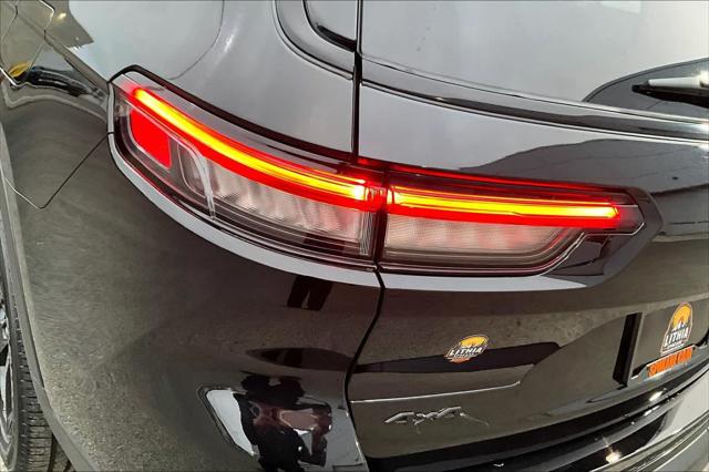 2025 Jeep Grand Cherokee L Altitude X 4x4