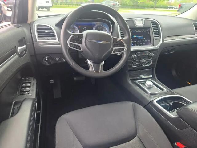 2021 Chrysler 300 Touring