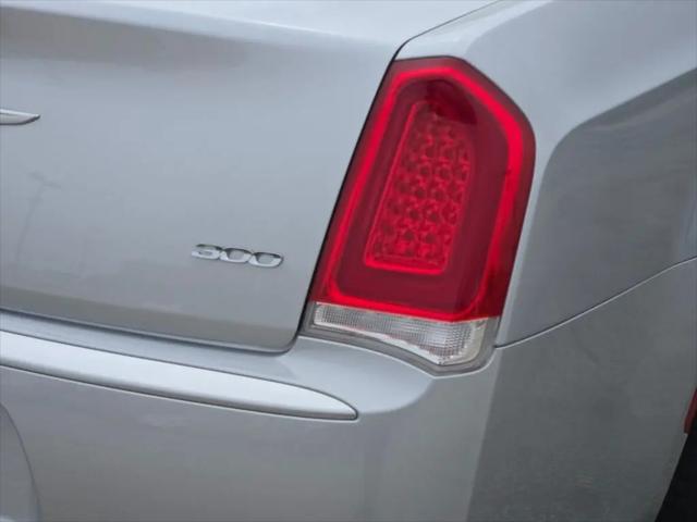 2021 Chrysler 300 Touring