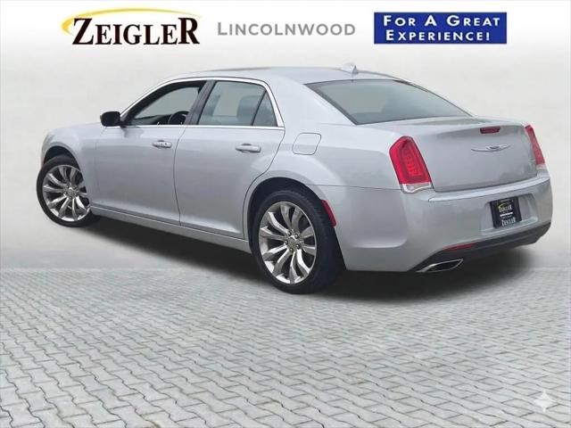 2021 Chrysler 300 Touring