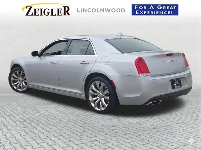 2021 Chrysler 300 Touring
