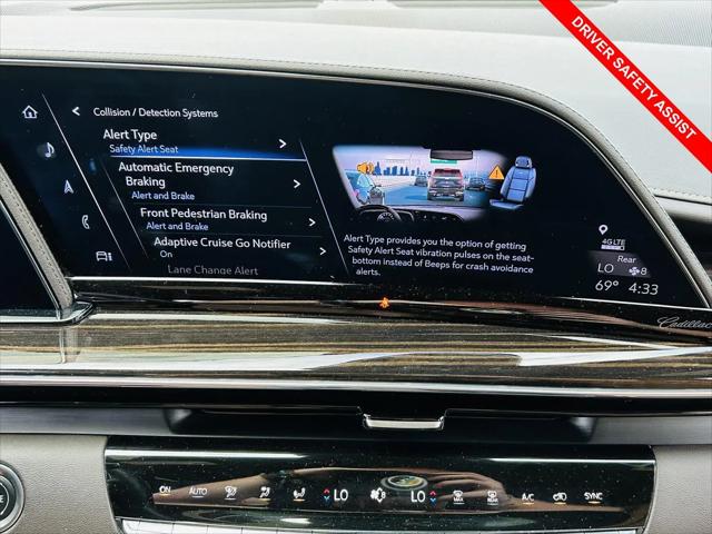 2022 Cadillac Escalade 4WD Sport
