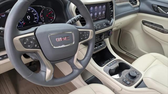 2023 GMC Acadia AWD Denali