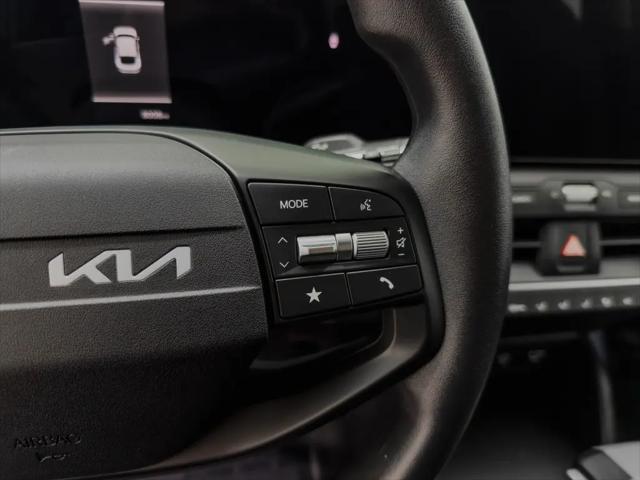 2025 Kia K4 LX
