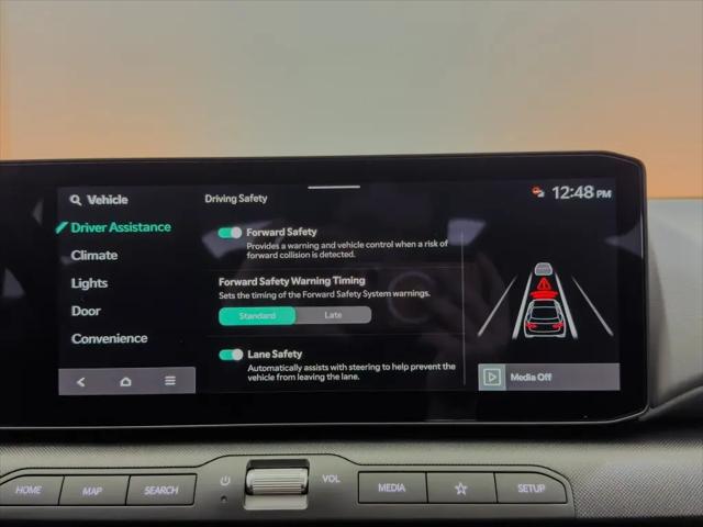 2025 Kia K4 LX