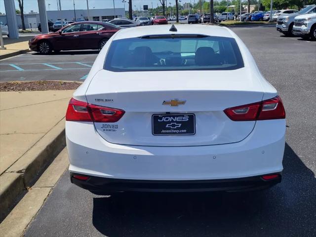 2024 Chevrolet Malibu FWD 1FL