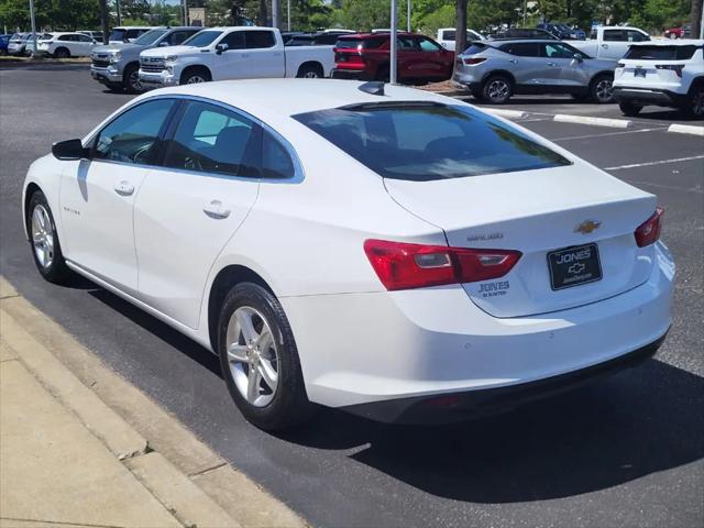 2024 Chevrolet Malibu FWD 1FL