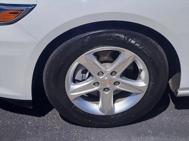 2024 Chevrolet Malibu FWD 1FL