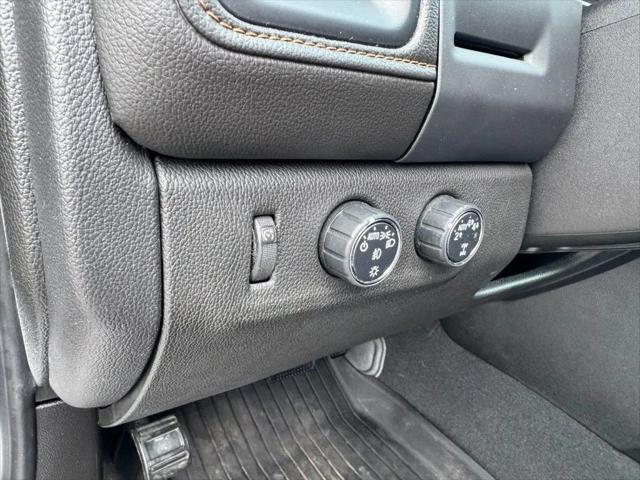 2021 GMC Canyon 4WD Crew Cab Short Box AT4 - Cloth