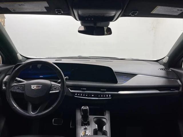 2024 Cadillac XT4 FWD Sport
