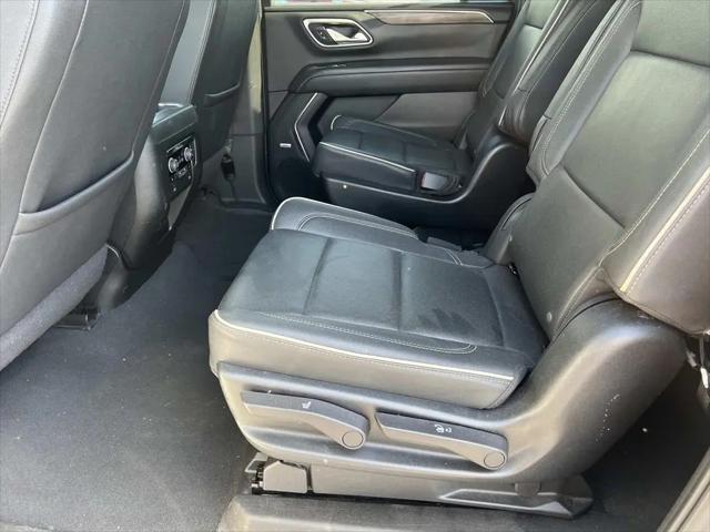 2023 Chevrolet Suburban 4WD Premier