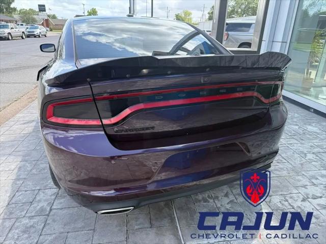 2020 Dodge Charger SXT RWD