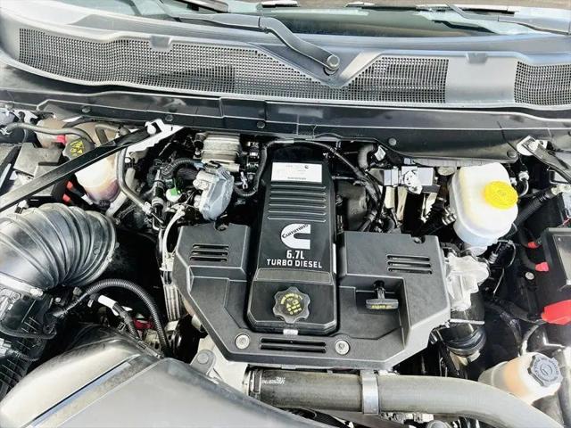 2024 Ram 3500 Tradesman Crew Cab 4x4 8' Box