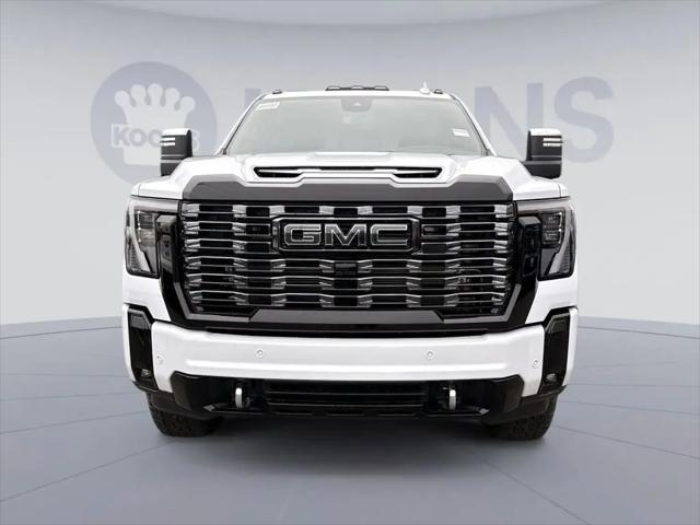 2026 GMC Sierra 2500HD Crew Cab, Standard Bed, Denali Ultimate, 4WD