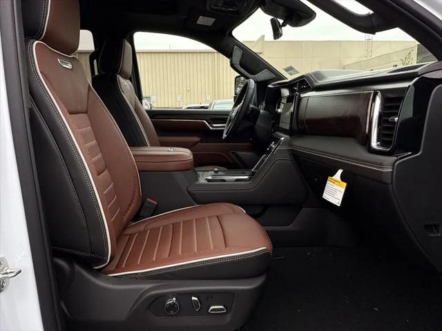 2026 GMC Sierra 2500HD Crew Cab, Standard Bed, Denali Ultimate, 4WD