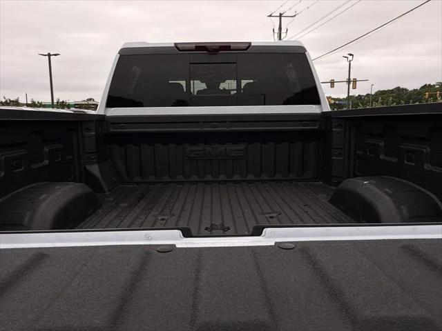 2026 GMC Sierra 2500HD Crew Cab, Standard Bed, Denali Ultimate, 4WD