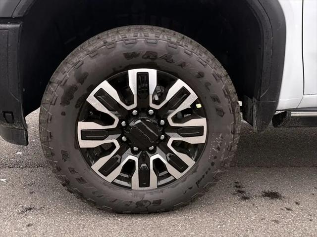 2026 GMC Sierra 2500HD Crew Cab, Standard Bed, Denali Ultimate, 4WD
