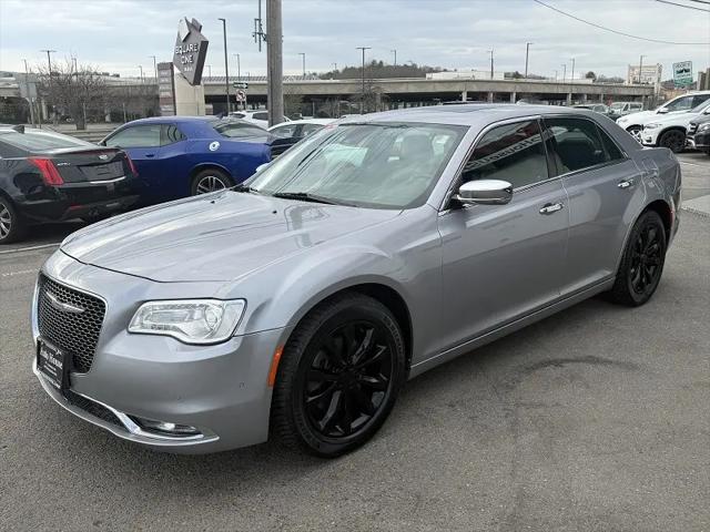 2017 Chrysler 300 AWD