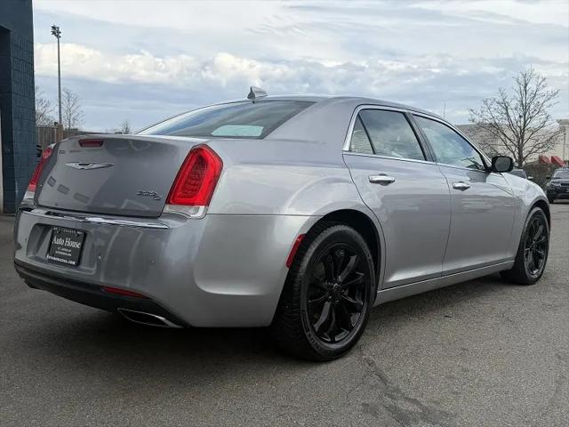 2017 Chrysler 300 AWD