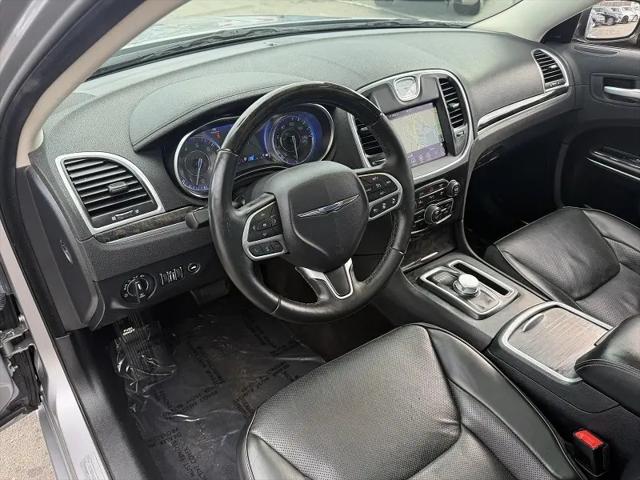 2017 Chrysler 300 AWD