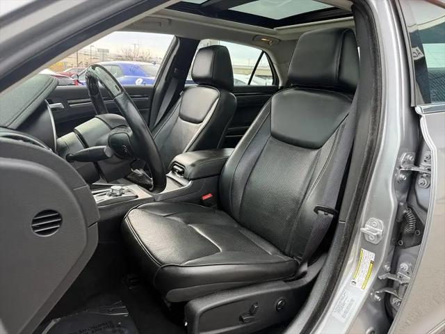 2017 Chrysler 300 AWD