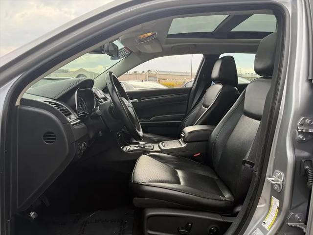 2017 Chrysler 300 AWD