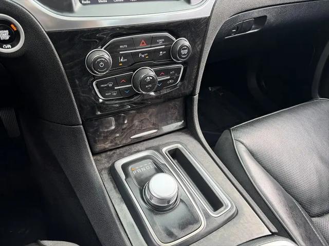 2017 Chrysler 300 AWD