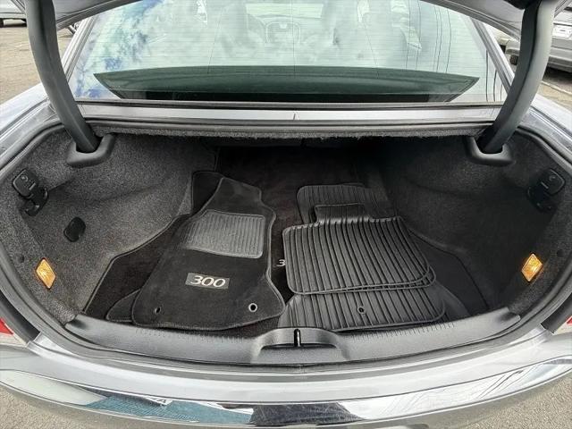 2017 Chrysler 300 AWD