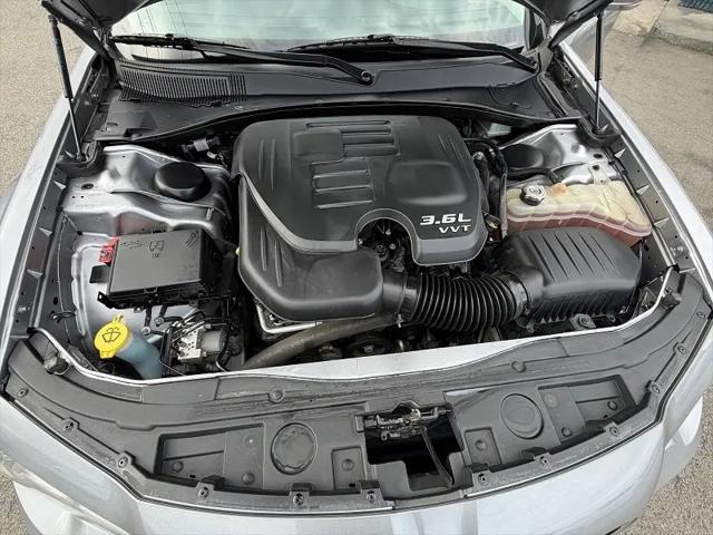 2017 Chrysler 300 AWD