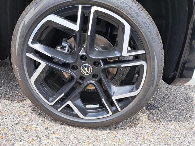 2026 Volkswagen Tiguan SEL R-Line Turbo