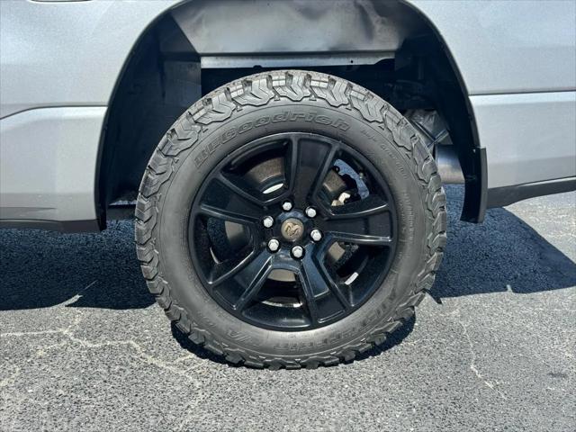 2020 Ram 1500 Big Horn Crew Cab 4x4 5'7" Box