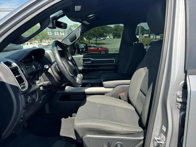2020 Ram 1500 Big Horn Crew Cab 4x4 5'7" Box