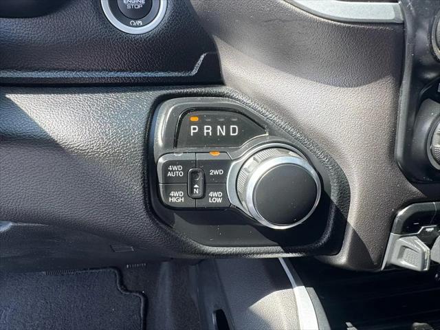 2020 Ram 1500 Big Horn Crew Cab 4x4 5'7" Box